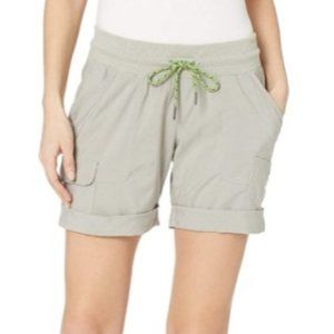 LOOKING FOR Columbia Pilsner Peak Shorts and Pants